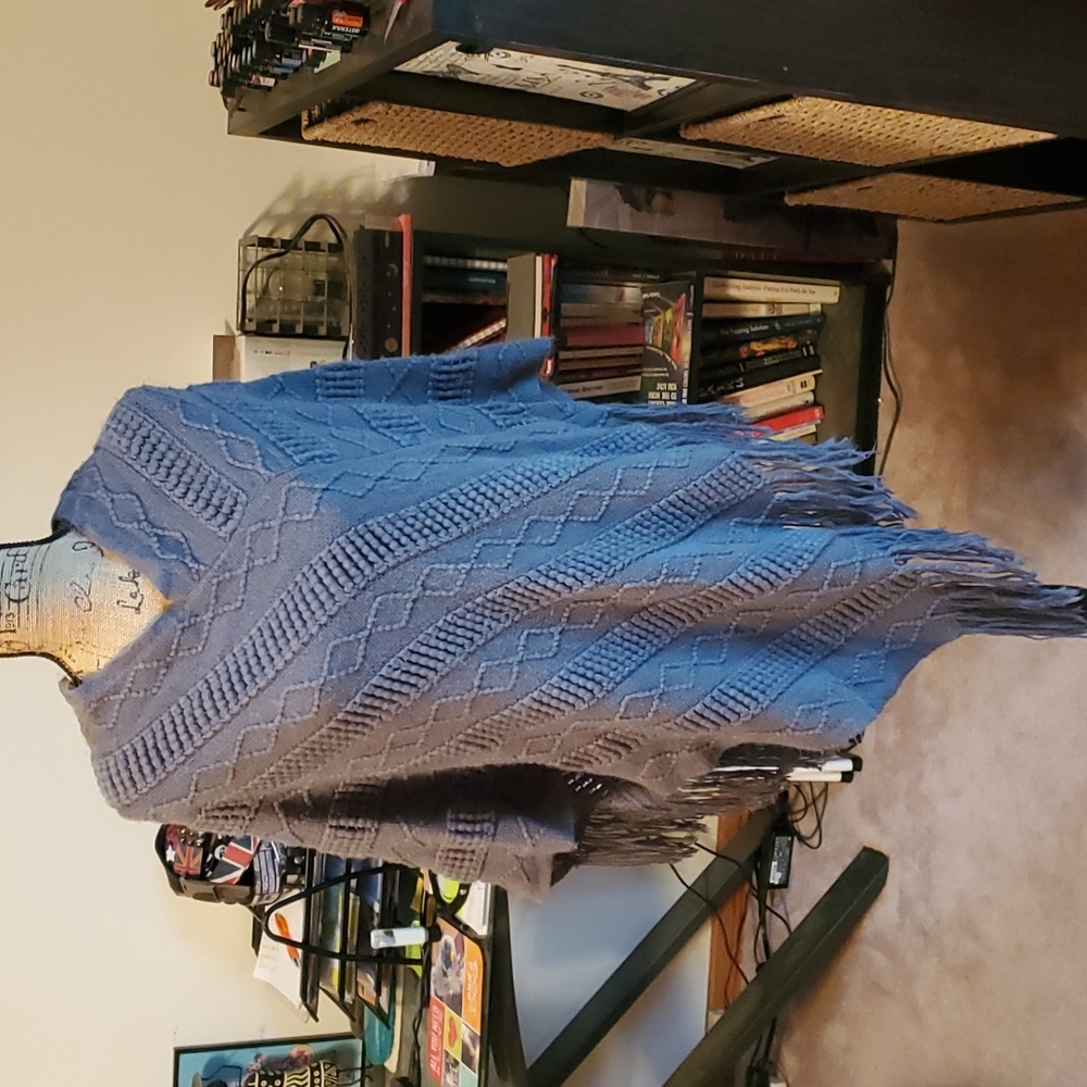 Charcoal gray fringy shawl fits sizes S-XL